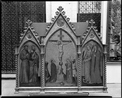 Crucifixion with Saints (Triptych) by Puccio di Simone