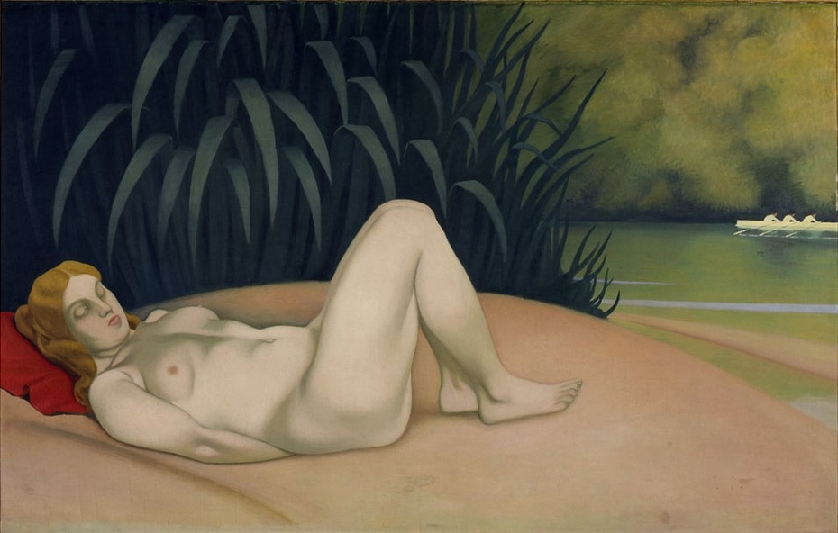 Femme nue dormant au bord de l'eau