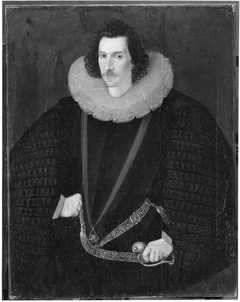 Robert Devereux, 2nd Earl of Essex, as a Knight of the Garter by William Segar