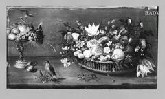Stillleben mit Fruchtschale, kleinem Papagei und Blumenkorb by Jan Snellinck II