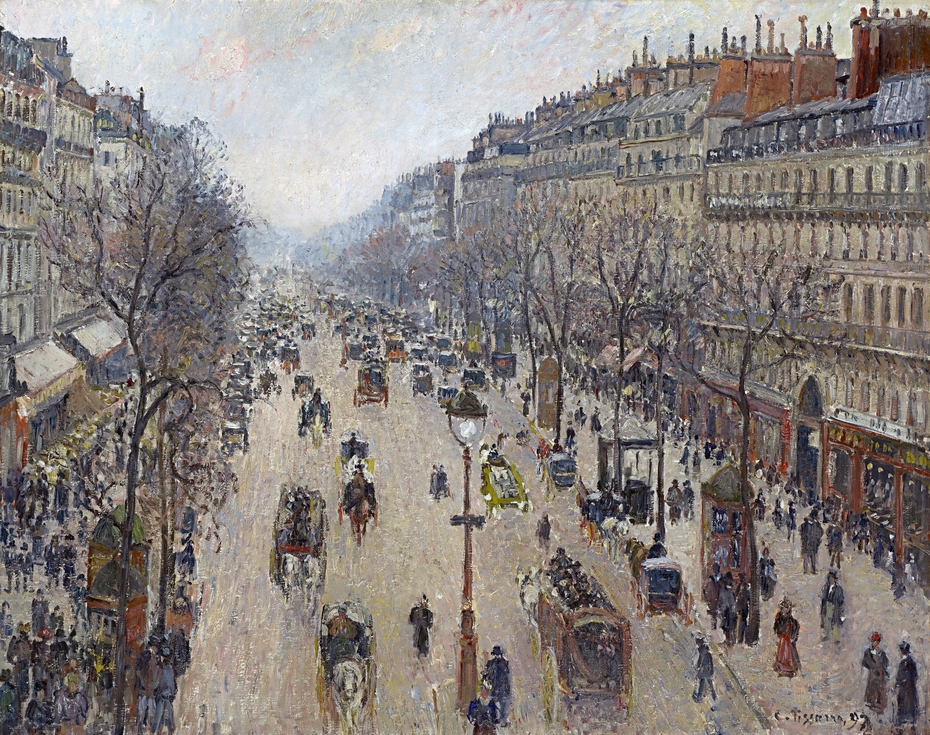 Boulevard Montmartre, morning, cloudy weather