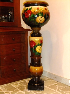 Stone Pot and stone stand redecorating by Benny Brimmer