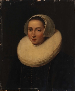 Portrait of a Lady by Paulus Moreelse