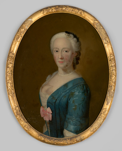 Portrait of a woman, probably Agatha Wilhelmina van Aylva (1690-1763) by Bernard Accama