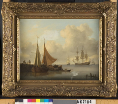 Stille See mit Segelschiffen, links eine Mole mit Booten by anonymous painter